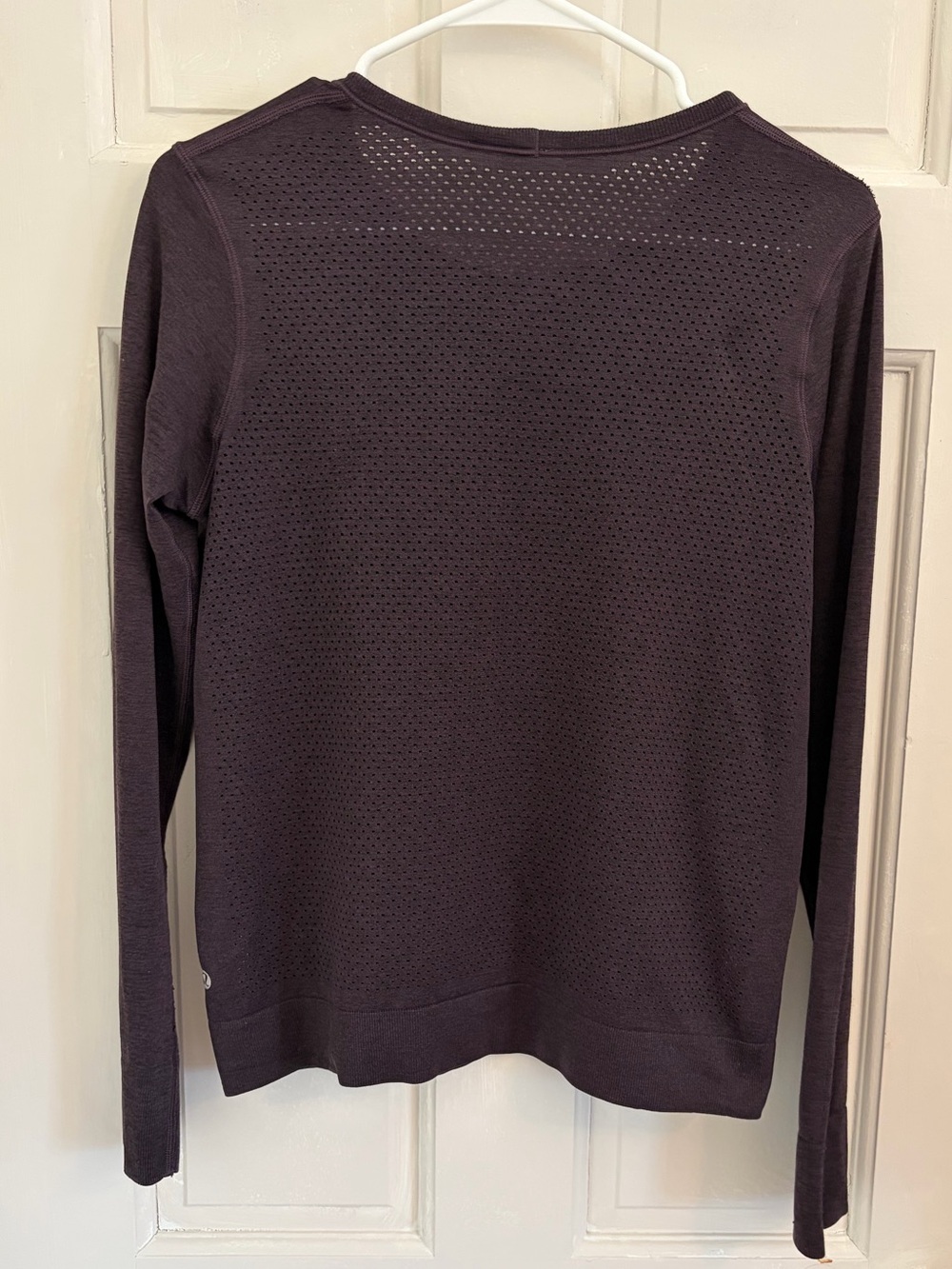 Lululemon Breeze By Long Sleeve Running Top Pelt (dark purple) size 6 - Picture 2 of 4